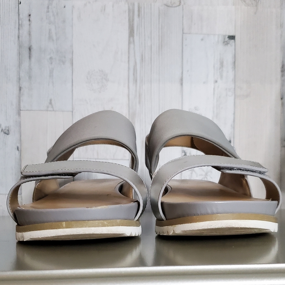 Sandals - Picture 3 of 12